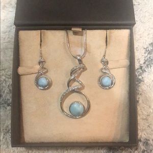 Reina necklace & earrings w/blue topaz and pearls